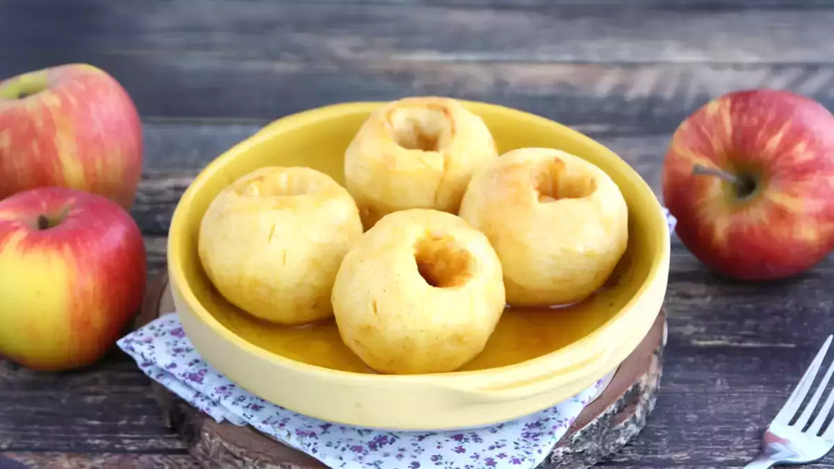 Surové alebo pečené jablko? Táto jednoduchá voľba môže ovplyvniť vašu náladu, pocit sýtosti a dokonca aj hladinu cukru v krvi.