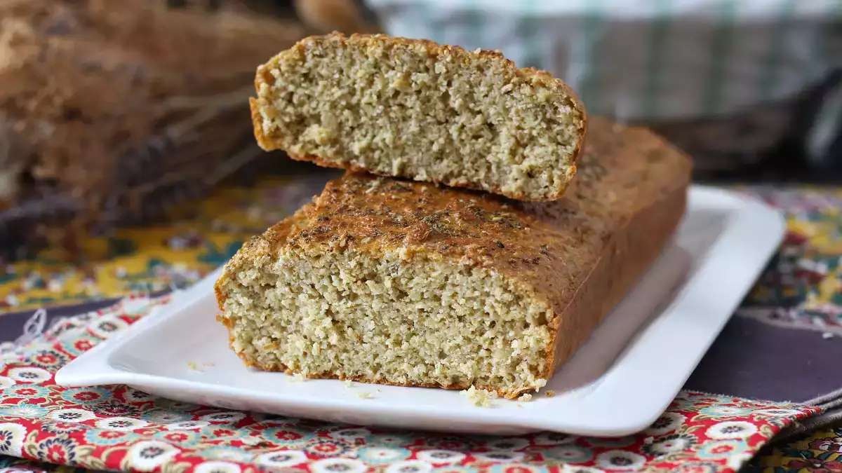 Hľadáte ľahšie stráviteľný chlieb? Možno sa vám bude páčiť tento recept bez bielej múky!