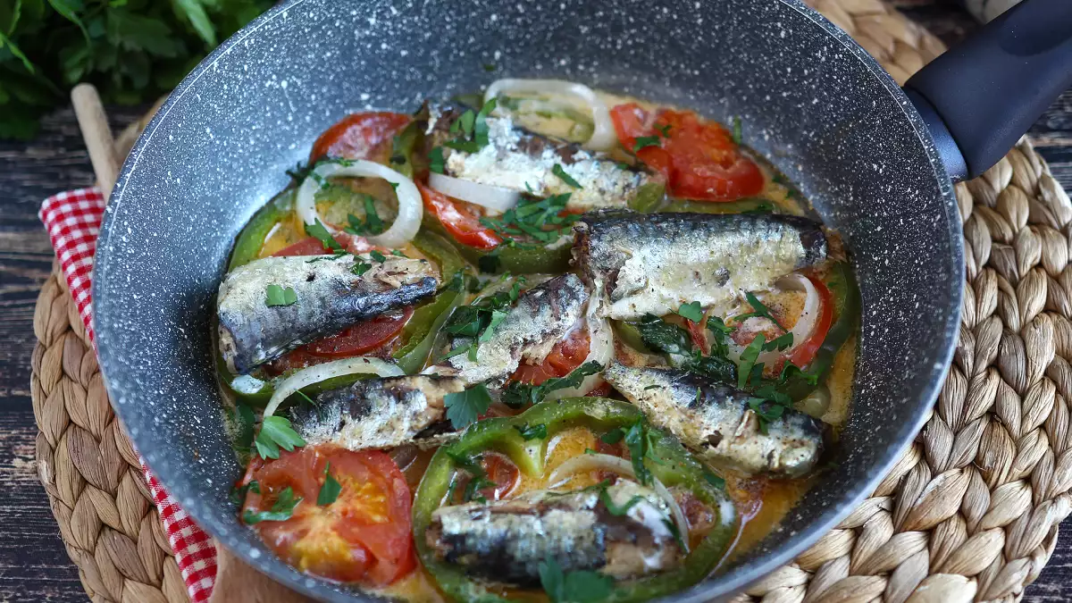 Sardinka sa stáva letnou hviezdou v týchto 6 jednoduchých receptoch na veľmi horúce dni