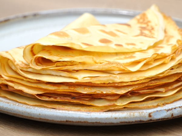 Prísada, ktorá sa pridáva do cesta na ľahšie (a ľahšie stráviteľné) palacinky