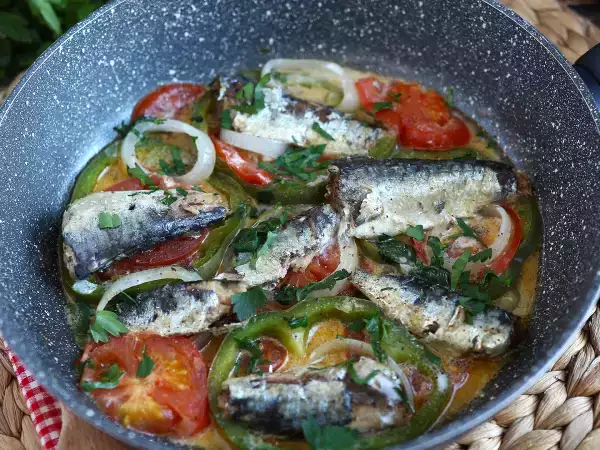 Sardinka sa stáva letnou hviezdou v týchto 6 jednoduchých receptoch na veľmi horúce dni