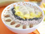Recept Banánová misa s mangovým smoothie