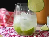 Recept Citrónová caipirinha: brazílsky nápoj, ktorý si ľahko pripravíte bez koktailového šejkra
