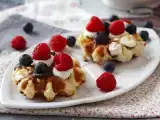 Recept Oblátky s ovocím, čokoládou a šľahačkou
