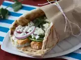 Recept Gyros s lososom, dokonalý grécky rybí sendvič na leto!