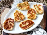 Recept Sladkokyslý halloumi vyprážaný na panvici s medom a rozmarínom
