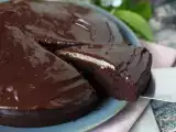 Recept Nadýchaný koláč nega maluca s brigadeirovou polevou