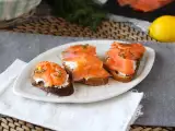 Recept Čerstvý kozí syr a údený losos na toaste
