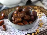 Recept Datľové energetické guľôčky so stredom z arašidového masla