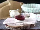 Recept Panna cotta s bobuľovým coulis