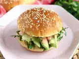 Recept Sendvič s krevetami, avokádom a koriandrom