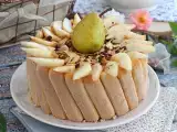 Recept Charlotte s hruškami a opečenými mandľami