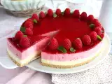 Recept Biela čokoláda s malinami bavarois (kroky a video)