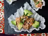 Recept Ázijské tacos: tatarák z lososa v ryžových lupienkoch