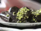 Recept Srdiečka soletilla s čokoládovou a pistáciovou polevou