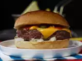 Recept Cheeseburger, slávny hamburger, ktorý všetci milujú!
