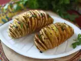 Recept Zemiaky hasselback vo fritéze: chrumkavé, rozplývajúce sa v ústach a veľmi jednoduché!