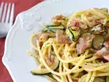 Recept Cestoviny s cuketou a chrumkavým špekom: jednoduchý recept na obed aj večeru