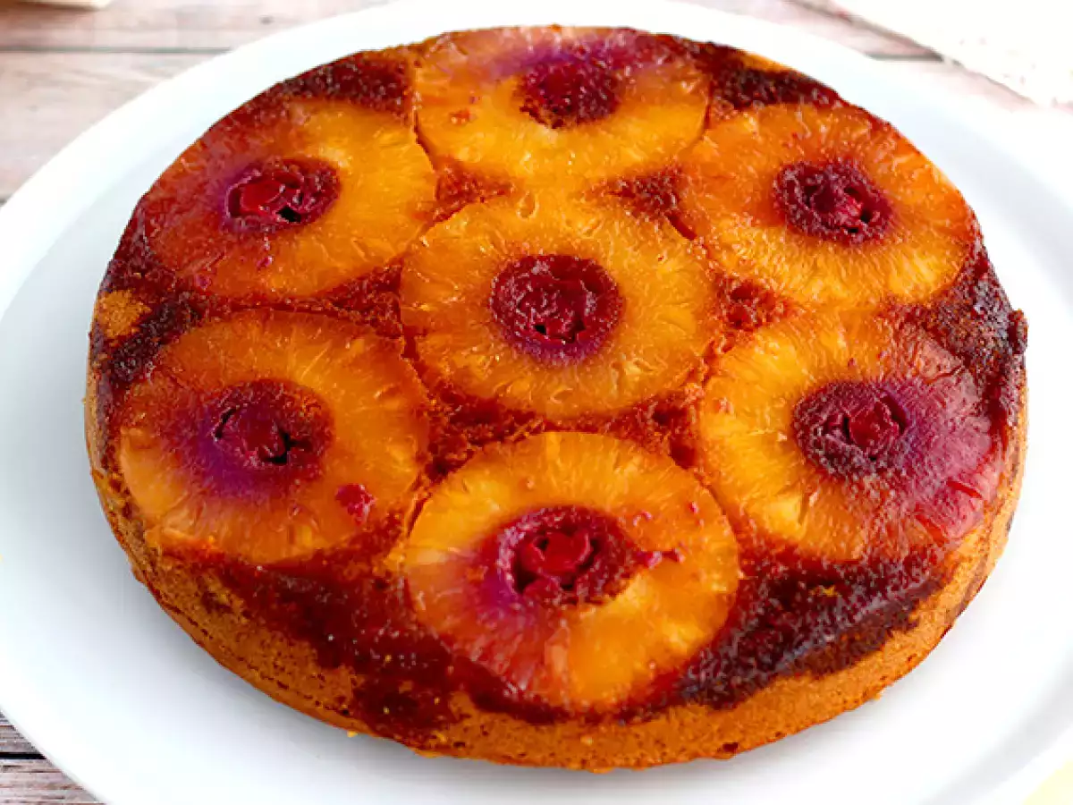 Recept Jednoduchý ananásový koláč hore nohami