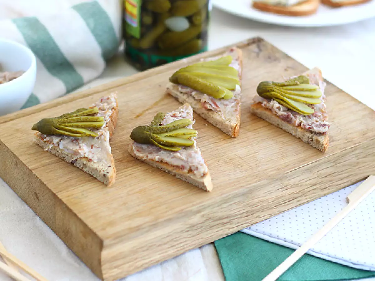 Recept Toasty s rilletami a uhorkami
