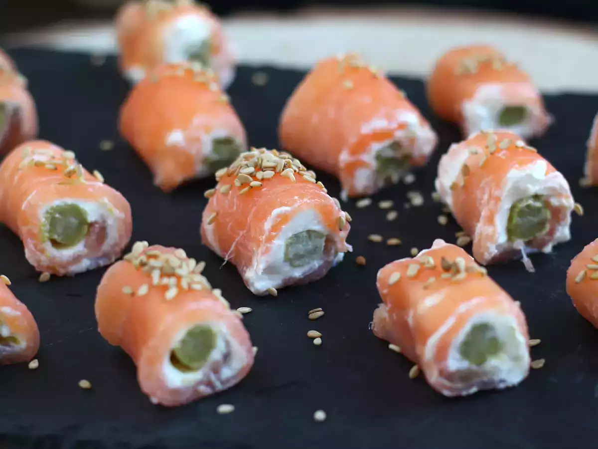 Recept Lososové rolky s kozím syrom a špargľou