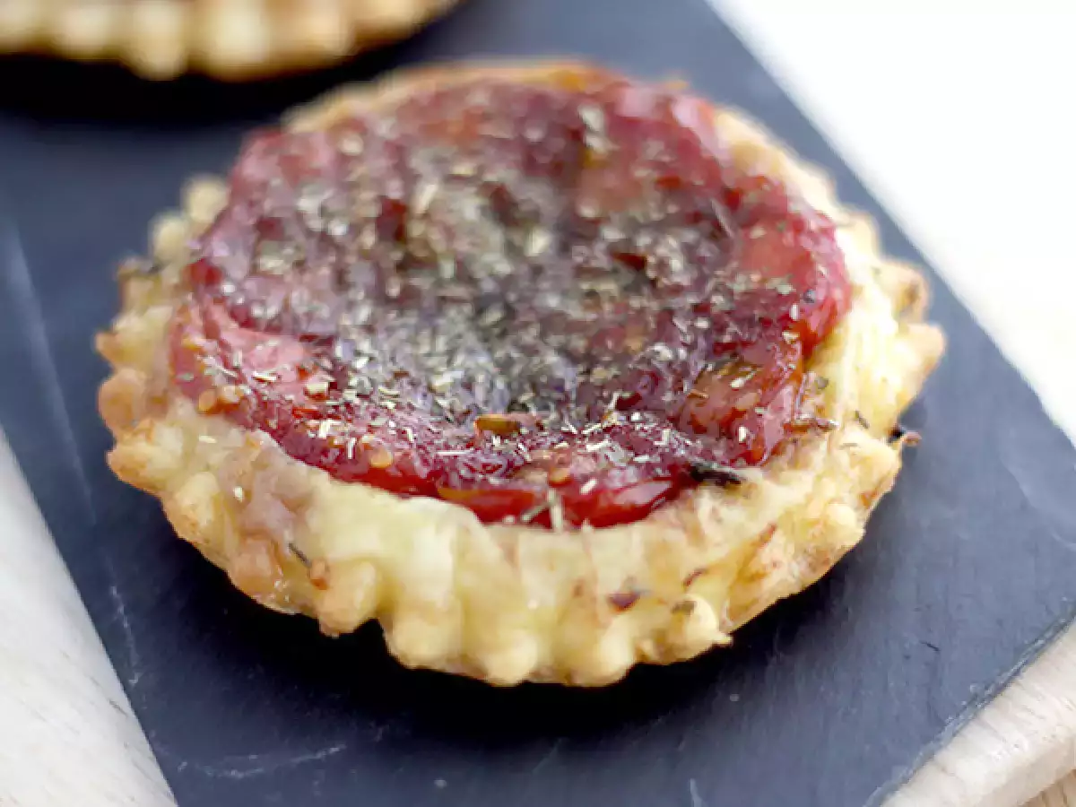 Recept Cherry paradajkové koláče tatin