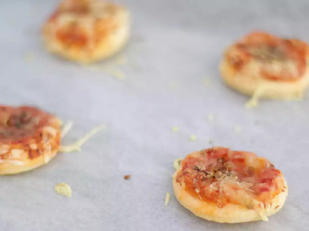 Recept Mini pizza s lístkovým cestom
