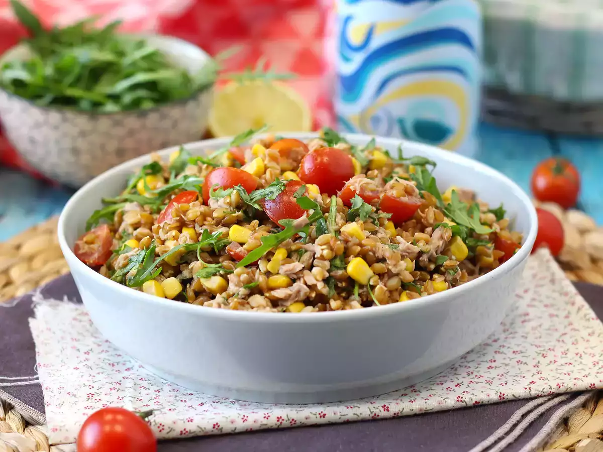 Recept Šalát zo špaldy a tuniaka: ľahký, chutný a dokonalý celoročný recept