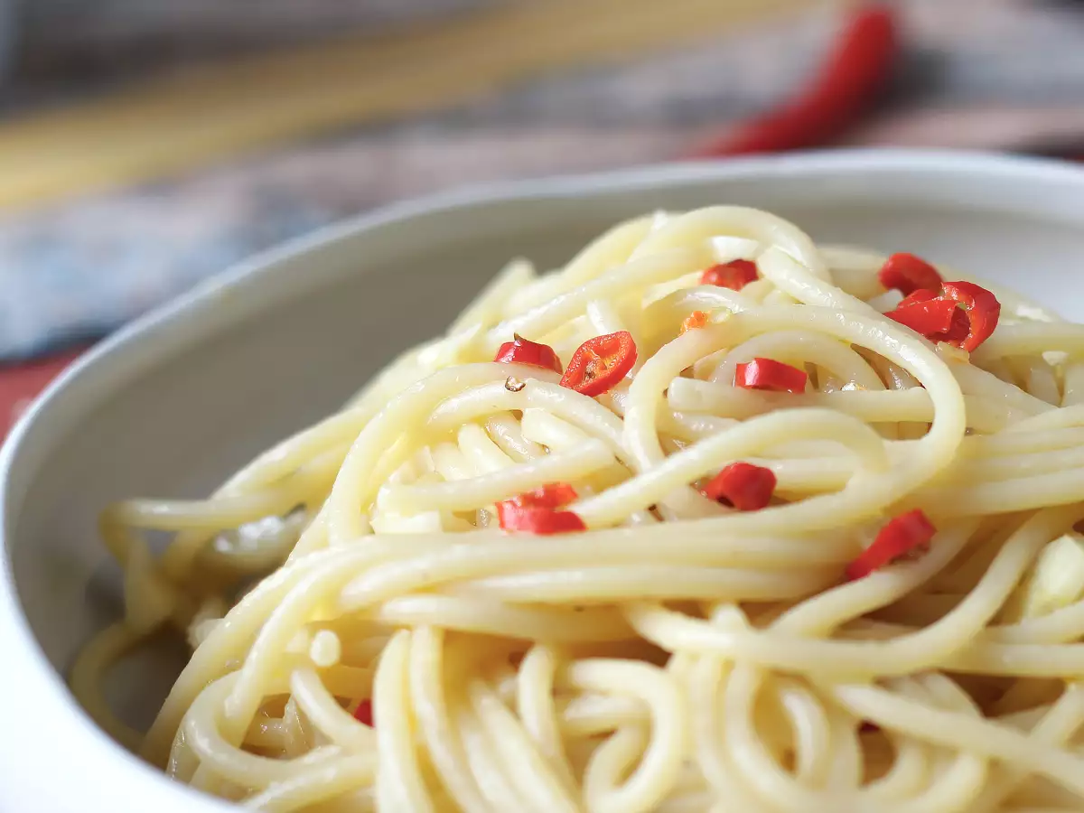 Recept Špagety aglio, olio a peperoncino: talianske tradičné jedlo na poslednú chvíľu