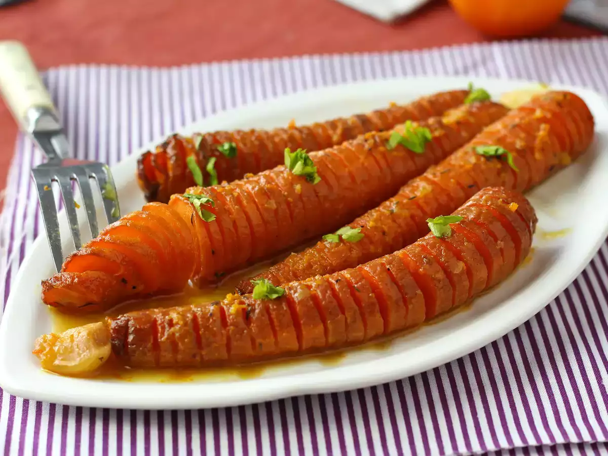 Recept Mrkva v medovej a klementínkovej omáčke
