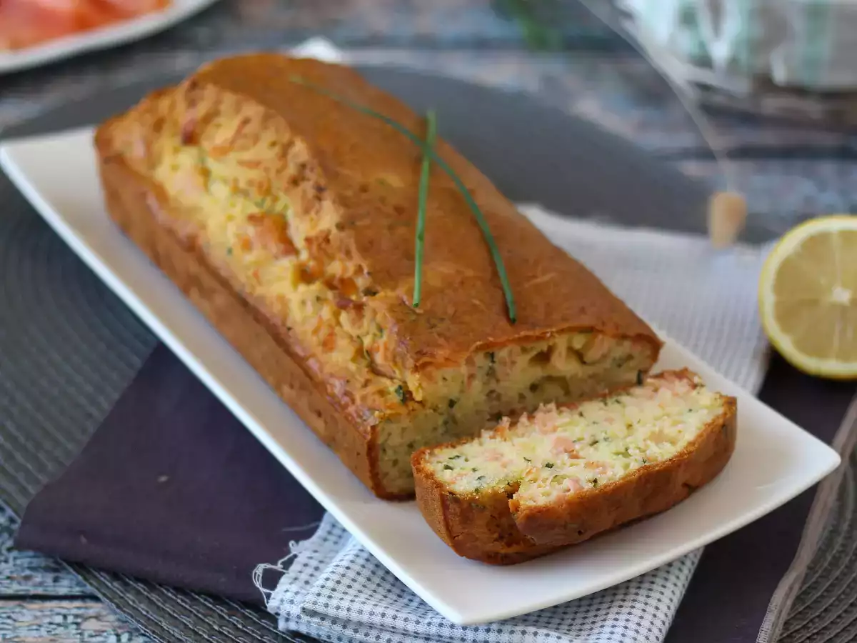 Recept Údený losos, citrón a pažítkový koláč