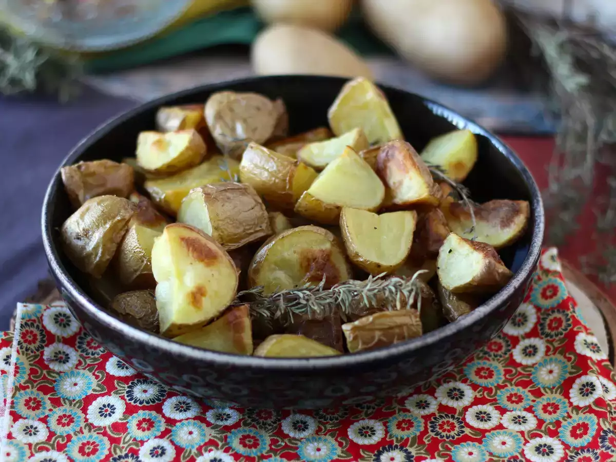 Recept Zemiaky pečené v rúre, klasický a jednoduchý recept