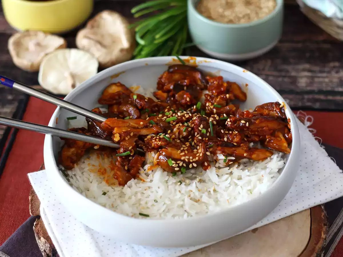 Recept Huby na kórejský spôsob - huby shiitake v omáčke gochujang