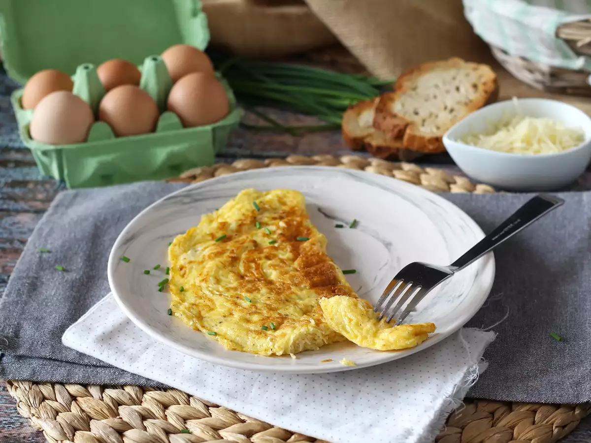 Recept Syrová omeleta, expresný recept pripravený za 5 minút!