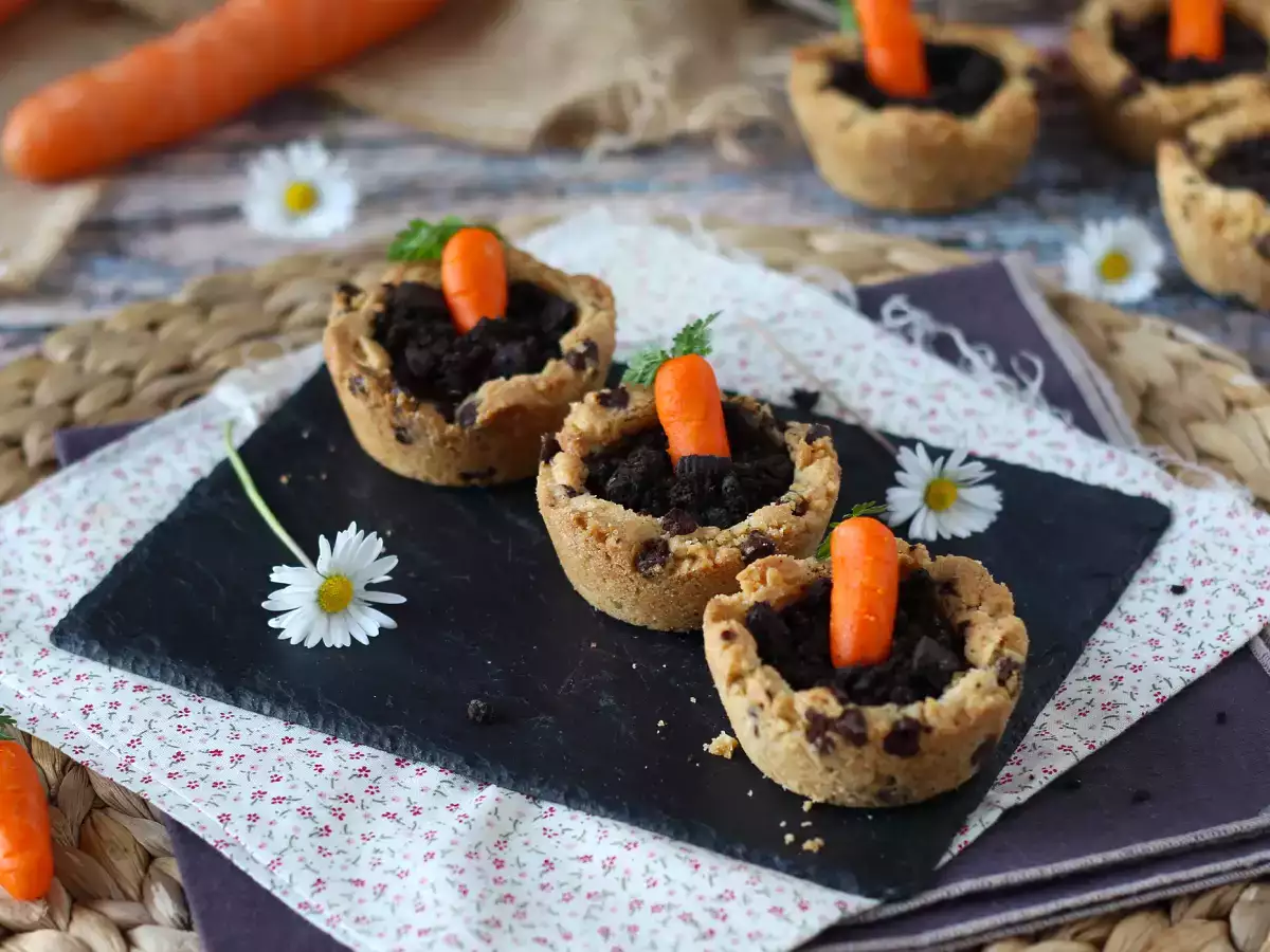 Recept Sušienkové košíčky poliate čokoládovou ganache, v štýle mrkvového hrnca