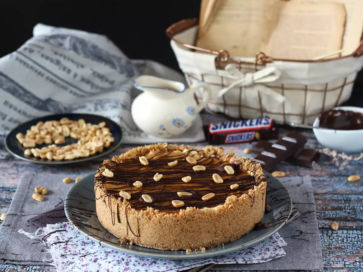 Recept Extra gurmánsky tvarohový koláč v štýle snickers