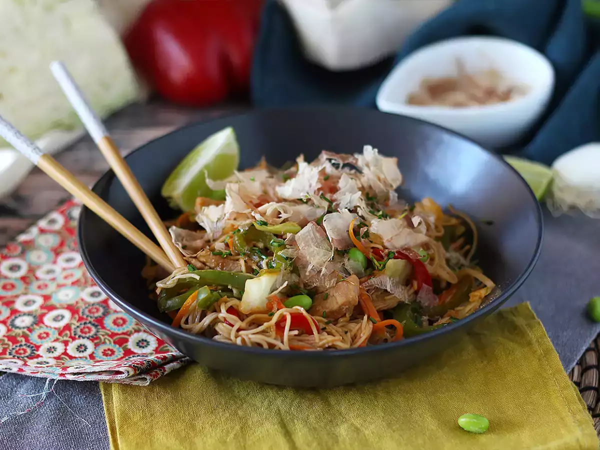 Recept Yakisoba, vyprážané rezance so zeleninou