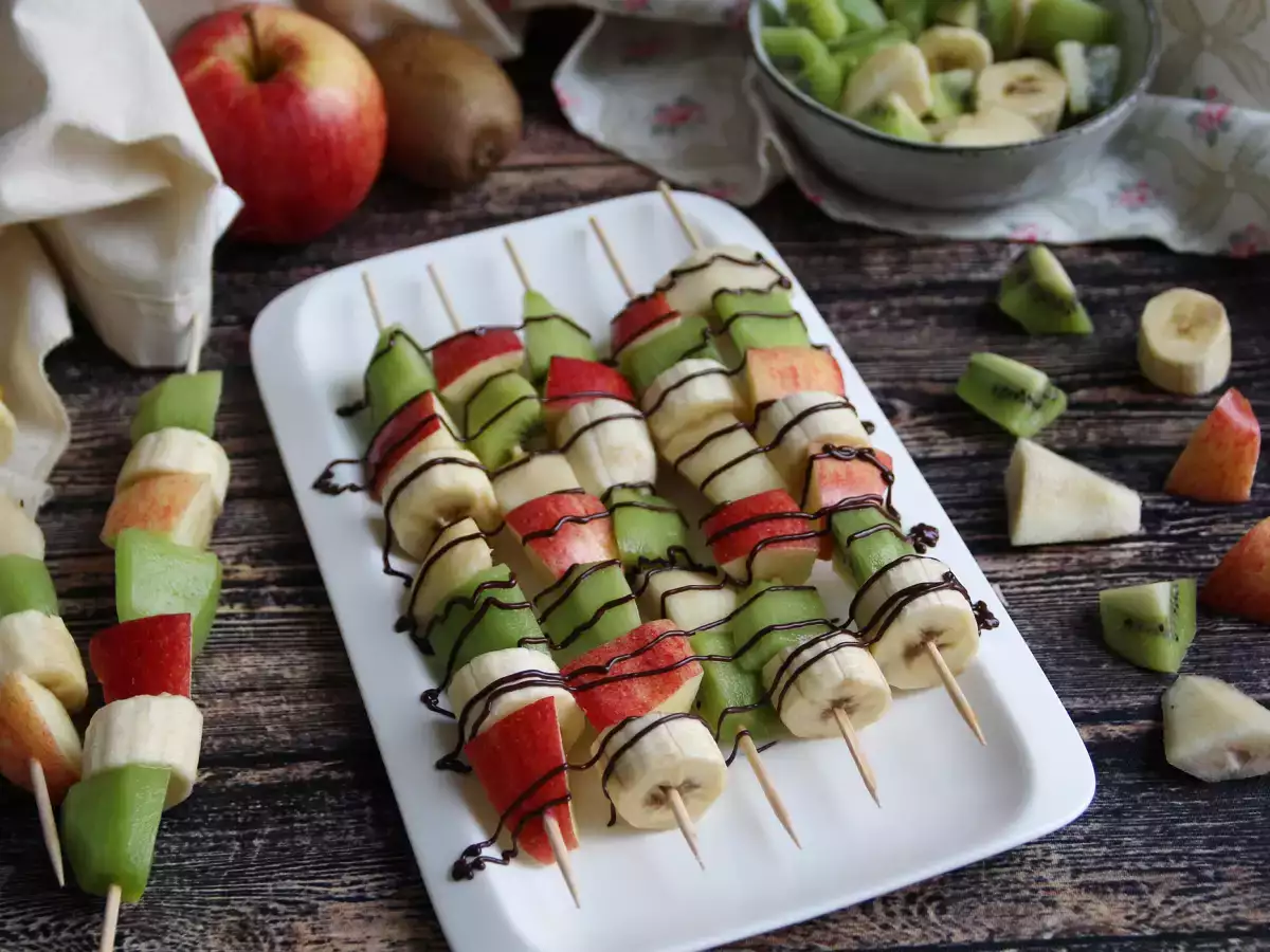 Recept Čokoládové ovocné špízy pre extra skvelé zakončenie jedla!