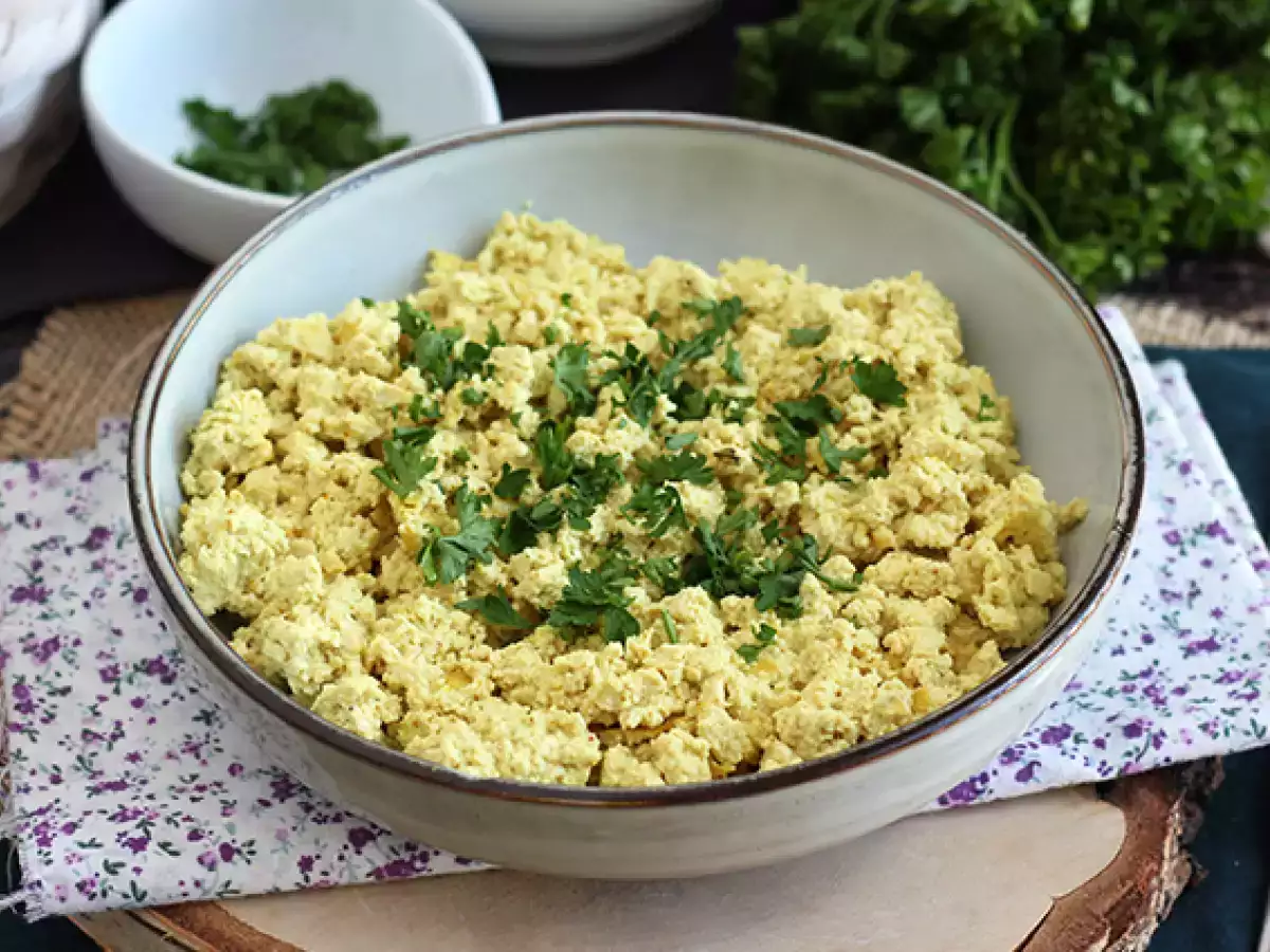Recept Miešané tofu ako náhrada za miešané vajíčka!