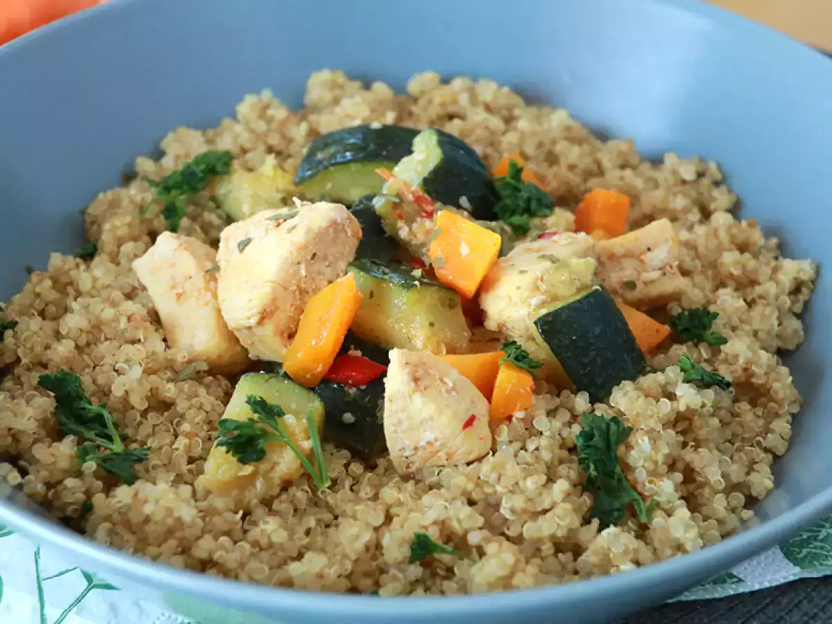 Recept Quinoa so zeleninou a kuracím mäsom