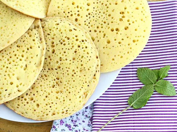 Recept Baghrirs, marocké palacinky s tisíckami otvorov