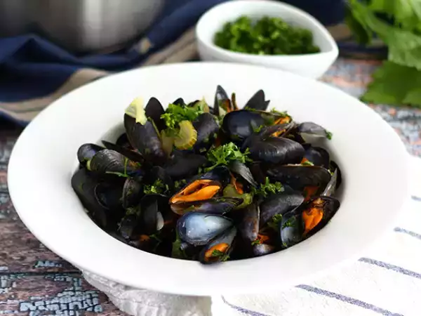 Recept Moules marinières, jednoduchý a chutný recept
