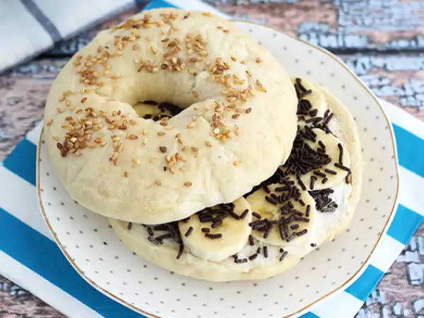 Recept Čokoládový banánový bagel