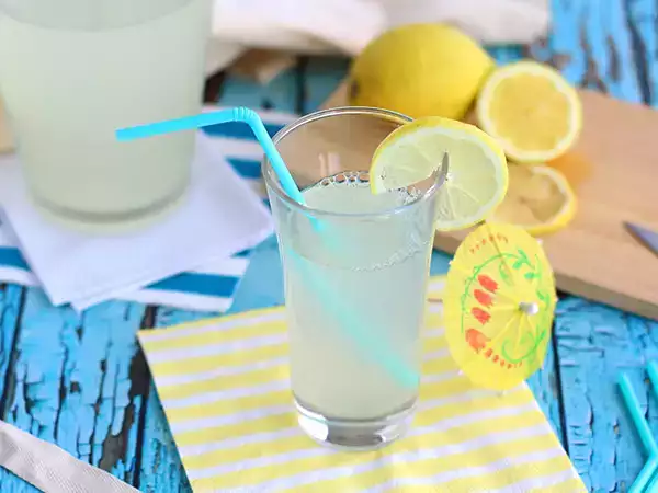 Recept Jednoduchá limonáda na uhasenie smädu