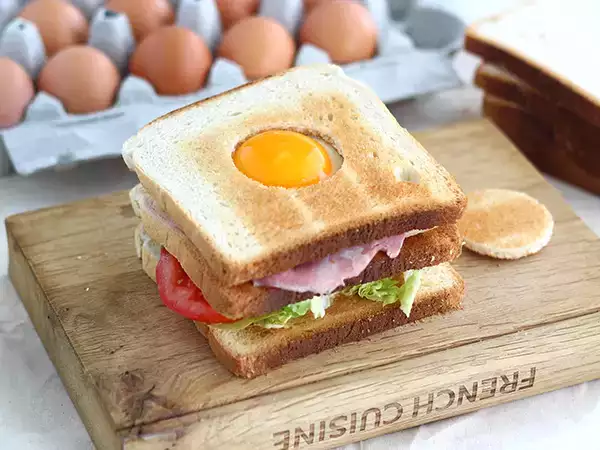 Recept Klubový sendvič s vajíčkom