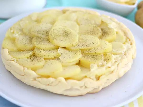 Recept Tarte tatin zo zemiakov a kantalu