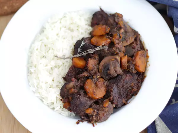 Recept Hovädzie bourguignon