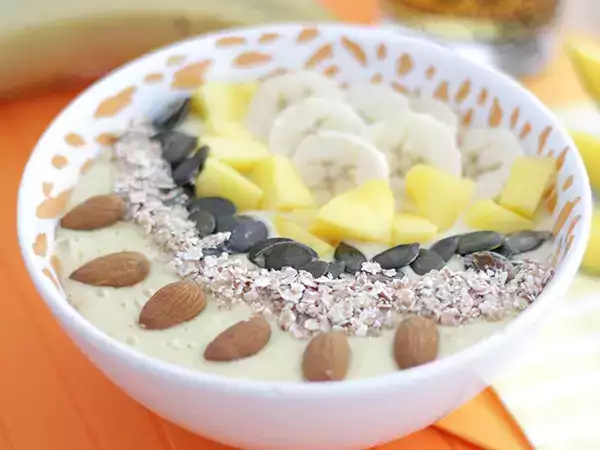 Recept Banánová misa s mangovým smoothie