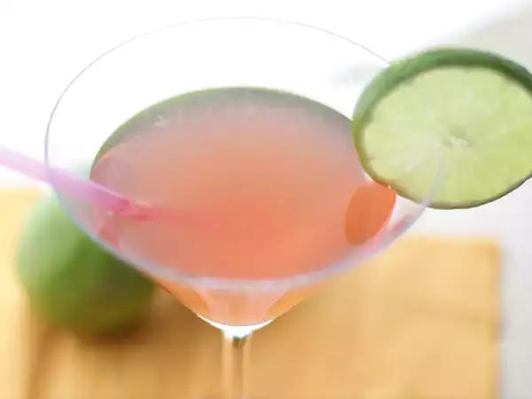 Recept Cosmopolitan s brusnicovou šťavou