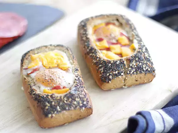 Recept Vaječné lode s chorizom a syrom